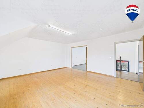 REMAX Immobilien DeLux Haus in Weiskirchen - Rappweiler zu verkaufen - 