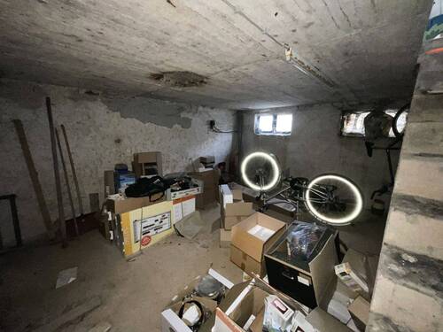 Keller der Garage - 