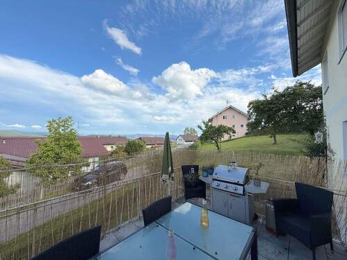 EG Terrasse 1.JPG - 7 Zimmer Einfamilienhaus in Perlesreut