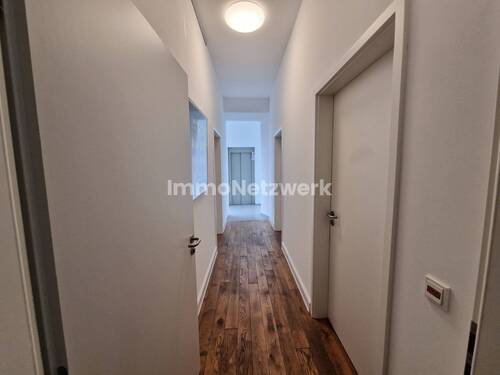 Tr-TZ-267 (18) - 