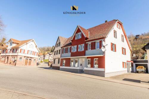 Bild 1 - Ein Mehrgenerationenhaus im malerischen Ortsteil Berneck mit Ausbaupotenzial