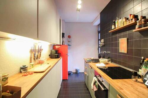 Küche - Etagenwohnung mit 90,20 m&sup2; in Stuttgart zum Kaufen