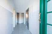 Separater Eingang Gewerbe - 