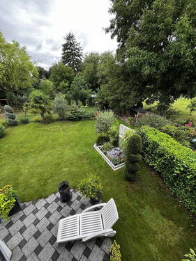 Garten vom Balkon aus - 