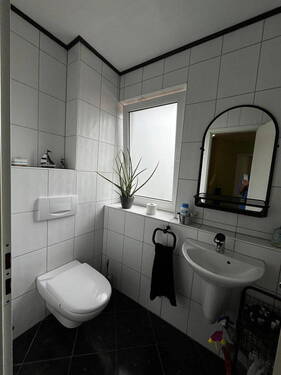 WC (insge. 3) - 