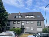 Hausansicht - KÖLN-WEIDEN; LICHTDURCHFLUTETE 3 ZIMMERWOHNUNG