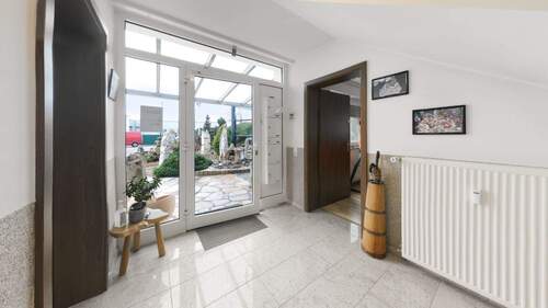 Eingang - 4 Zimmer Einfamilienhaus zum Kaufen in Bochum