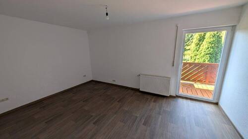 Schlafzimmer - Etagenwohnung mit 60,00 m² in Eishausen zur Miete