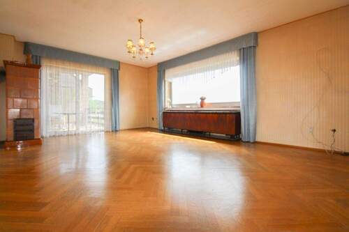 Wohnzimmer EG - 1 Zimmer Einfamilienhaus in Windeck-Schladern