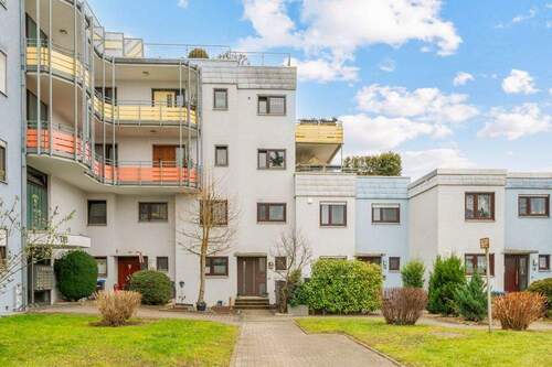 Zugang - 4 Zimmer Reihenmittelhaus zum Kaufen in Köngen