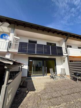 Wohnhaus - Modernisiertes Reihenhaus in Ronsberg zu verkaufen