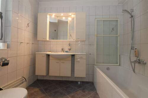 Badezimmer Erdgeschoss - 