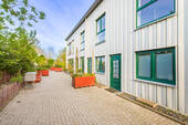 Gewerbe- und Wohneingang - 