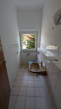 WC - 