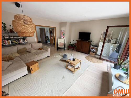 Wohnzimmer_ - 4 Zimmer Etagenwohnung zur Miete in Bechtolsheim
