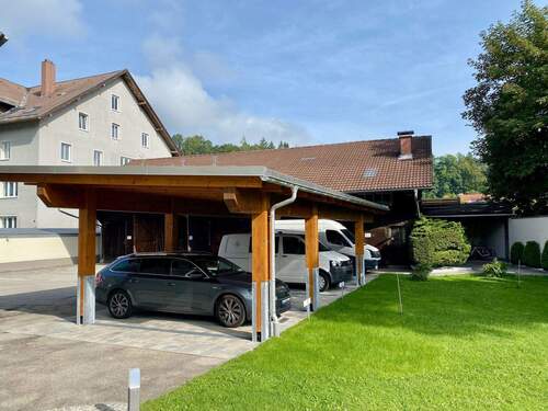 Carport - 1 Zimmer Mehrfamilienhaus, Wohnhaus in Füssen