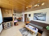 Wohn-/Esszimmer - 