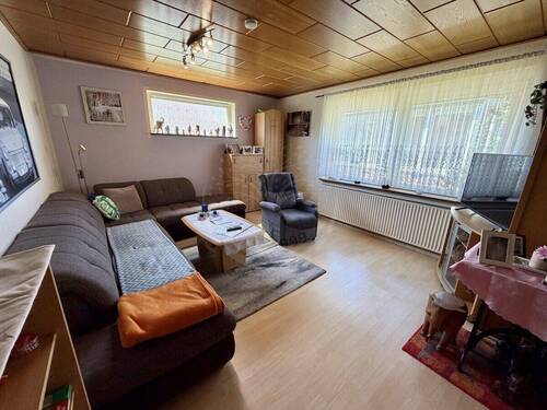 Wohn-/Esszimmer - 