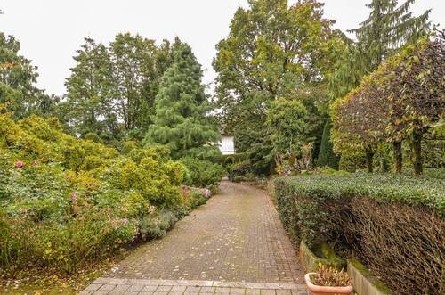 Zufahrt - 2 Zimmer Etagenwohnung in Kürten- Dürscheid