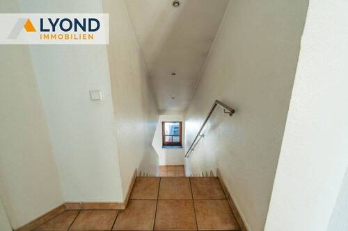 LYD 3692 - 14 Treppenhaus - 