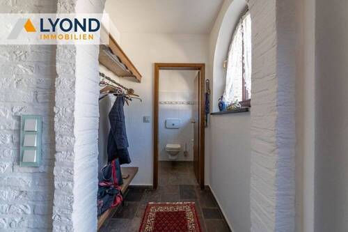 LYD 3692 - 24 Flur - 