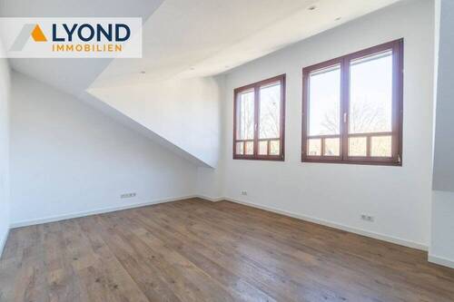 LYD 3692 - 9 Schlafzimmer - 