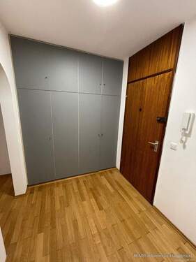 Garderobe - 