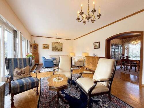 Wohnbereich - 9 Zimmer Einfamilienhaus in Krefeld