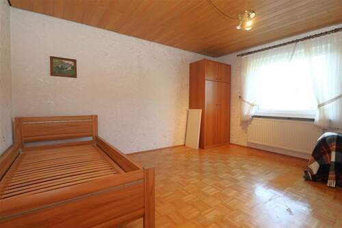 Zimmer Untergeschoss ELW - 