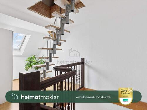 Treppenaufgang - Mehrfamilienhaus, Wohnhaus in Wiedemar zum Kaufen