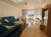 ...mit Zugang zur Loggia - 