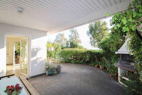 Geschützte Terrasse - 