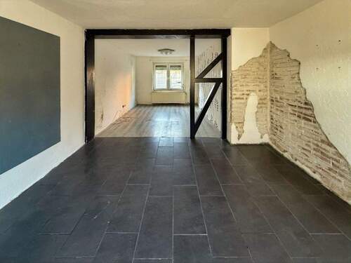 Wohnzimmer - Einfamilienhaus mit 142,00 m&sup2; in Oschersleben zum Kaufen