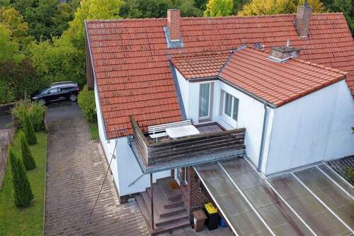 Rückansicht Drohne - 5 Zimmer Doppelhaushälfte in Eschwege