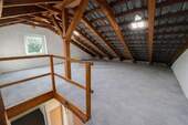 ausbaufähiger Dachboden - 