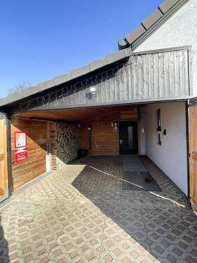 Garage am Haus.jpeg - 