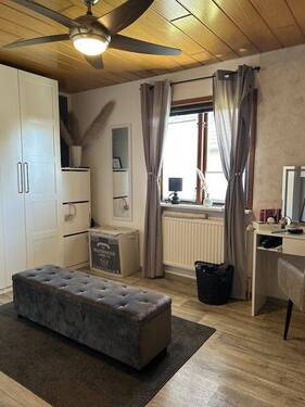 Zimmer 1 - 