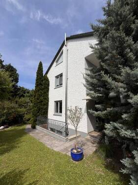 eig. Kellerabgang Garten - 