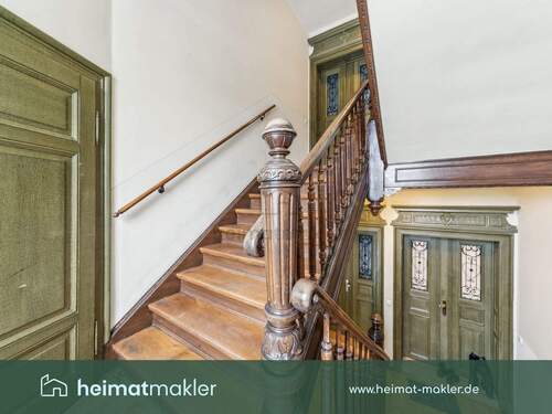 Treppenhaus - 2 Zimmer Etagenwohnung in Leipzig