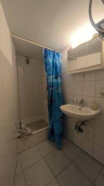 Duschbad / WC getrennt - 