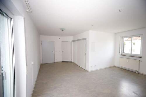 Wohnraum - 1 Zimmer Etagenwohnung zur Miete in Erlangen