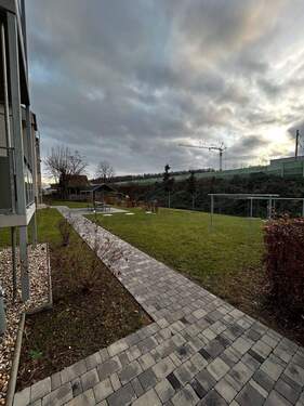 Grundstück - 4 Zimmer Etagenwohnung in Heidenau