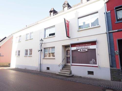 Blick auf die Metzgerei - 