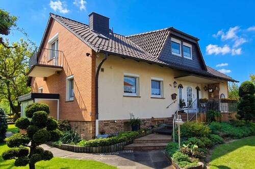 Außenansicht - Uetze - Eltze - gepflegte Wohnung im 2-Familienhaus