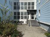 Eingangsbereich mit Rampe - 3 Zimmer Etagenwohnung zum Kaufen in München