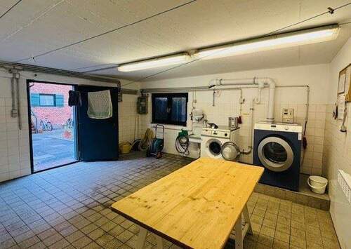 gemeinschaftlicher Wasch- und Trockenraum - 