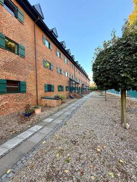 Hausrückseite - 2 Zimmer Etagenwohnung in Kiel-Holtenau