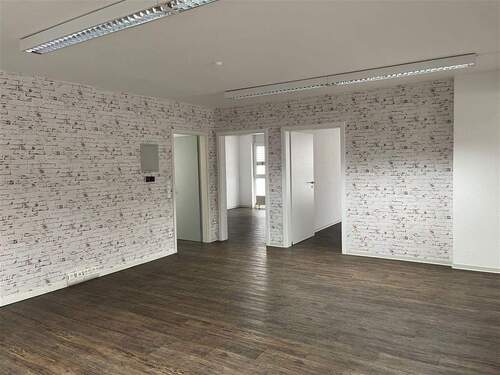 Eingangsbereich - 7 Zimmer Büro in Rastatt