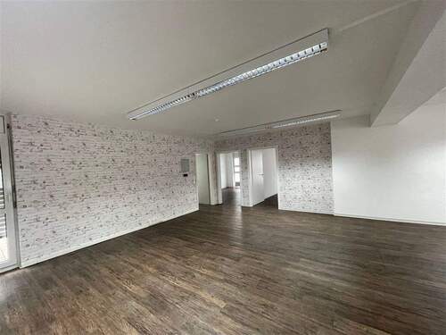 Eingangsbereich (Weitwinkelaufnahme) - Büro mit 182,00 m&sup2; in Rastatt zur Miete