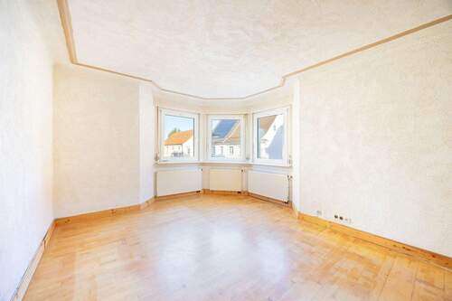 Wohnzimmer - 3 Zimmer Etagenwohnung zum Kaufen in Bietigheim-Bissingen